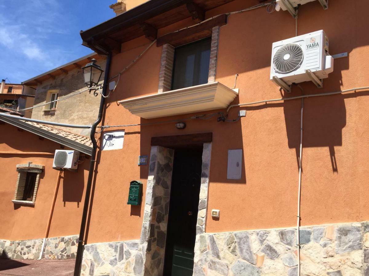 Apartamento La Casetta Di Elena Lamezia Terme Exterior foto