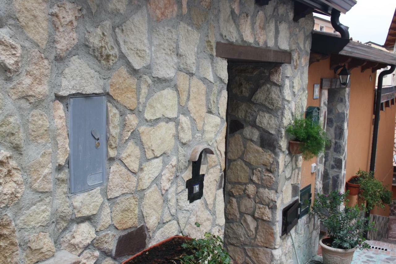 Apartamento La Casetta Di Elena Lamezia Terme Exterior foto